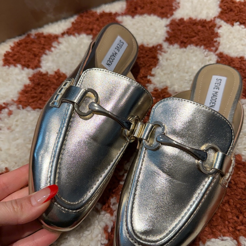 Steve Madden Clapton Silver Mule Size 7